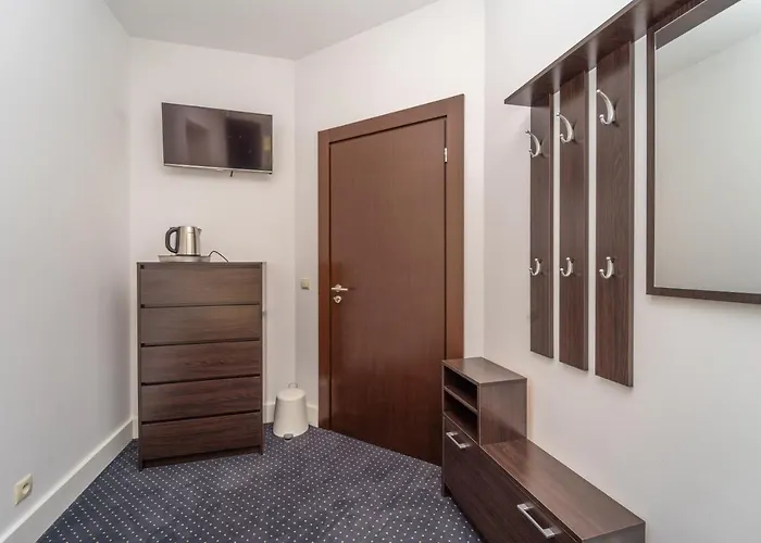 Za Zielonymi Drzwiami Проживание в семье *