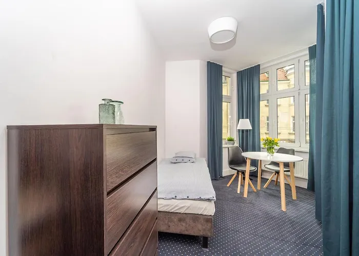 Проживание в семье Za Zielonymi Drzwiami *