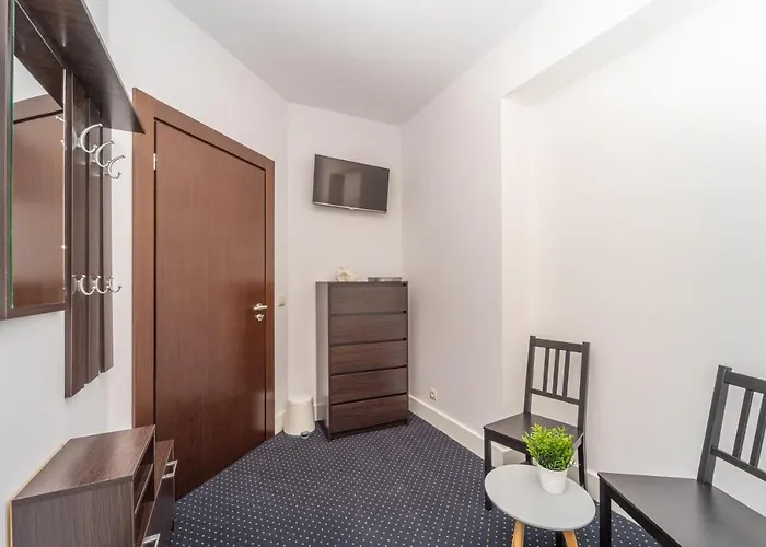 Za Zielonymi Drzwiami * Сопот